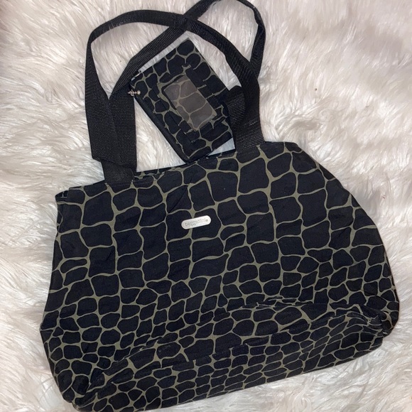 Baggallini Handbags - BAGGALLINI TOTE NYLON